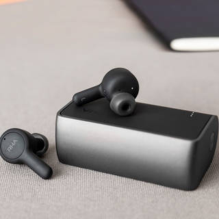 音質、機能、デザインの三拍子を揃えた完全ワイヤレスイヤホンから新色が登場｜RHA