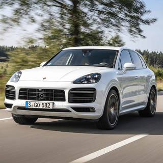 史上最強となるポルシェ カイエンの予約受注を開始｜Porsche