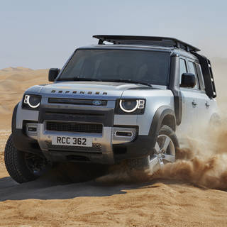 71年ぶりに生まれ変わった新型「ディフェンダー」をワールドプレミア｜Land Rover