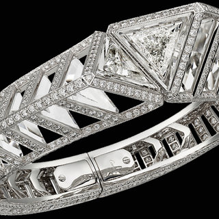 六本木・国立新美術館で『カルティエ、時の結晶』展を開催｜ART