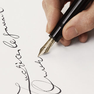 「マイスターシュテュック カリグラフィー コレクション」誕生｜MONTBLANC