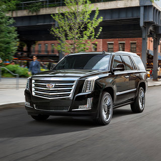 キャデラックのフラッグシップSUV、エスカレードが一部仕様と価格の変更を実施｜Cadillac