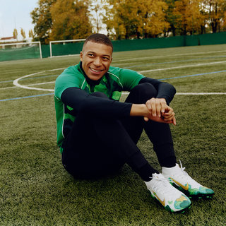サッカー選手キリアン・エムバペ初のナイキコレクション｜NIKE