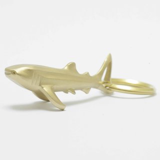 「モーアシビーやんばるジュエリーシリーズ」で発表したキーリング｜PROOF OF GUILD