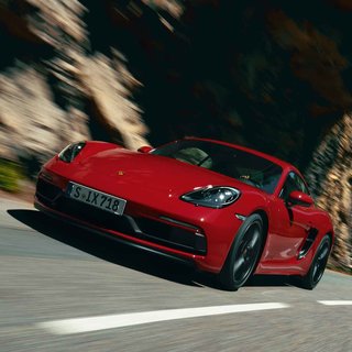 ポルシェ718ボクスター／ケイマンに、ハイスペック&スポーティなGTS4.0を追加｜Porsche