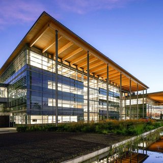 ジャガー･ランドローバーが新設した英国最大の自動車製造･開発センター｜Jaguar LandRover