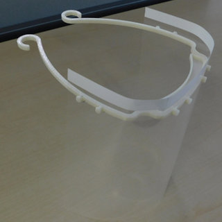 日産が3Dプリンターを活用し医療用フェイスシールドを製造｜Nissan