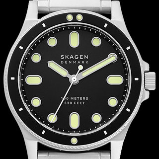 必要最低限というミニマリズムを貫いた、北欧デンマークのダイバーズデザインウオッチ｜SKAGEN
