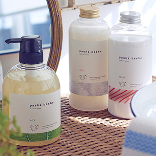 大切な洋服を家で洗う。おうちクリーニング洗剤「pasha basha」｜COX