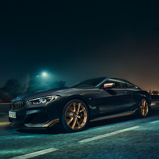 BMW8シリーズに大胆なブラック×ゴールドの限定モデル｜ BMW
