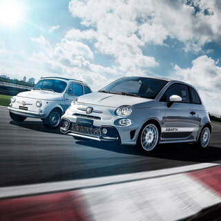 アバルト、往年の「595 SS」にオマージュを捧げる限定車「エッセエッセ」を発売｜Abarth