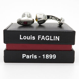 普遍のドレスアップスタイルを完成させる老舗カフリンクスメゾンの新コレクション｜Louis FAGLIN