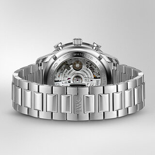ポルトギーゼ・クロノに待望のブレスレットモデルが登場｜IWC
