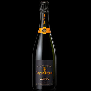 ヴーヴ・ クリコのリザーブワインだけを贅沢にブレンド。「ヴーヴ・ クリコ エクストラ ブリュット エクストラ オールド シリーズ2」｜Veuve Clicquot