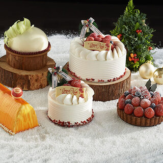 2020年のクリスマスは、シェフのアイディアが詰まった4種類のケーキが登場｜Andaz Tokyo