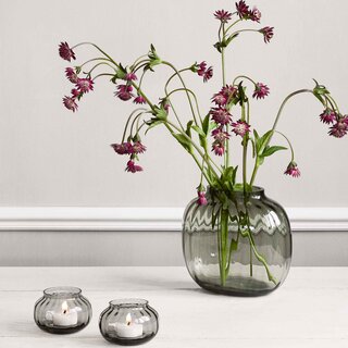 フラワーベースで知られる「PRIMULA」シリーズに新商品｜ HOLMEGAARD