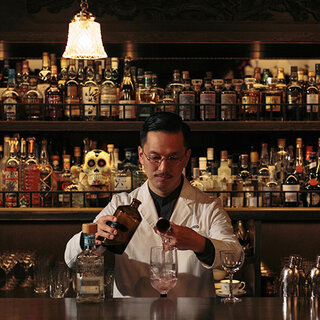 世界一に輝いたバーテンダーのカクテルをASMRと動画で楽しむ「Cocktail Voice @ The Bellwood meets Jigger Collective」｜FEATURES