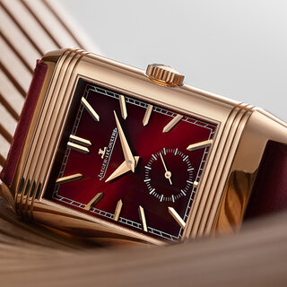 レベルソ90周年記念「レベルソ・トリビュート・デュオ・ファリアーノ」｜JAEGER-LECOULTRE