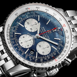 ブラック マザー オブ パール ダイアルを搭載した日本限定ナビタイマー｜BREITLING