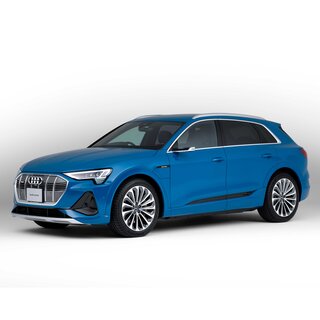 アウディの電気自動車e-tronシリーズにバッテリー容量71kWhの「50」が追加｜Audi