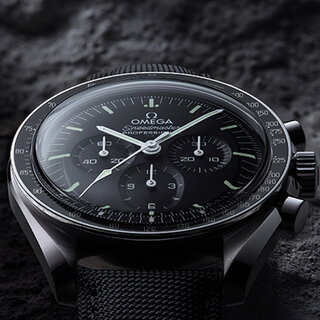 スピードマスター ムーンウォッチ マスター クロノメーター｜OMEGA