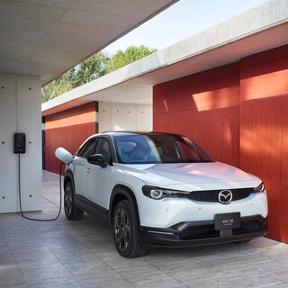 マツダ初の量産EV「MX-30 EVモデル」誕生｜MAZDA