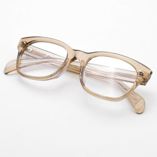 昭和を代表するセルロイド眼鏡『No.3』。新色は“スモーキーウイスキー”｜NTS