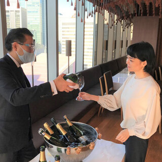 ひらまつレストランでしか飲めない希少なワインが手に入る、試飲販売会｜HIRAMATSU