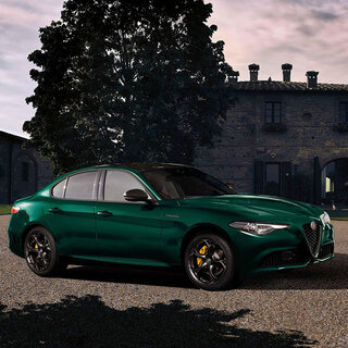 ヴィスコンティ家から着想を得たエレガントなグリーンを纏う、アルファロメオ ジュリアの限定車が登場｜Alfa Romeo