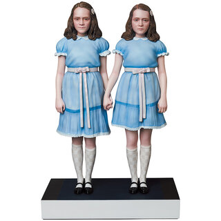 映画『シャイニング』の双子の少女がスタチューになって登場 | MEDICOM TOY