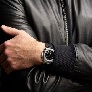 昼夜を問わず抜群の視認性を発揮する「BR 05 SKELETON NIGHTLUM」｜Bell & Ross