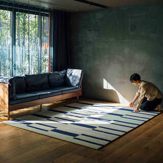 北欧デザイナーの感性と日本の技術力が結実。遊び心が溢れたカーペットに ｜WOOLTILE 