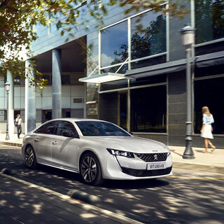 プジョー、フラッグシップモデル508にPHEVモデルを投入｜Peugeot