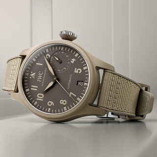 Watches & Wonders 2021 新作。サンドカラーのセラミック製“モハーベ・デザート”ビッグ・パイロット・ウォッチ｜IWC