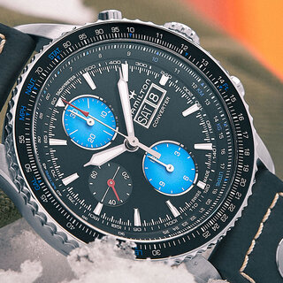 限定モデル「カーキ アビエーション コンバーター オートクロノ エアーツェルマット」｜HAMILTON