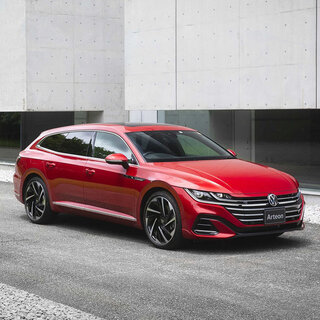 アルテオンがマイナーチェンジでスタイリッシュかつダイナミックなデザインへと進化｜Volkswagen