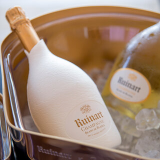 ギフトにもサステナブルを。ルイナールの新ギフトパッケージが登場｜Ruinart