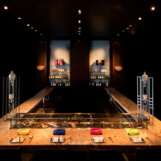 7年連続でミシュランに輝く、マンダリン オリエンタル 東京「タパス モラキュラーバー」体験記｜EAT