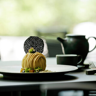 アマン京都のザ・リビング パビリオン by アマンで秋の味覚を贅沢に楽しむ　「丹波栗のモンブラン」｜AMAN KYOTO