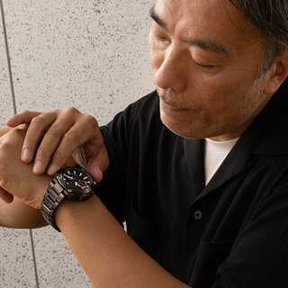 ファッション、働き方がフリースタイルになったいまこそ、「MR-G」を身に着けたい｜G-SHOCK