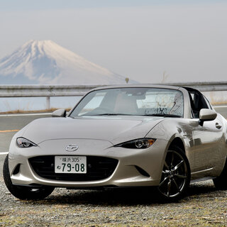 改良型マツダ ロードスターに試乗──KPCによる最高の走りを体感｜MAZDA 