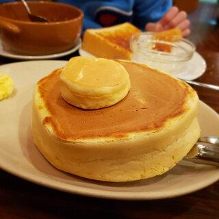 連載エッセイ｜#ijichimanのぼやき「昭和の多目的ルーム、『喫茶店』」