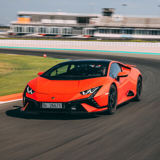 ランボルギーニ ウラカン テクニカにスペインで試乗──ヴィンケルマンCEOに次期モデルの話も聞いた｜Lamborghini