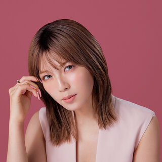 宇野実彩子プロデュースの人気コスメブランド「U/CHOO」、リップティントとアイシャドウから新色が登場｜U/CHOO