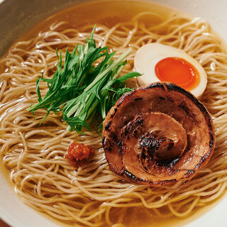 ザ・リッツ・カールトン日光とAFURIがコラボレーション。絶品「AFURI共作 栃木 柚子塩らーめん」｜EAT