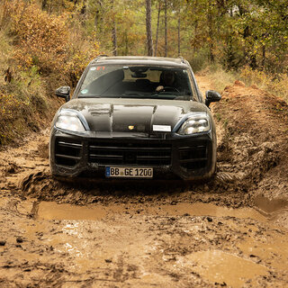 新型ポルシェ カイエンがこの春ワールドプレミア──ポルシェ史上でも最大級の広範なアップグレード｜Porsche