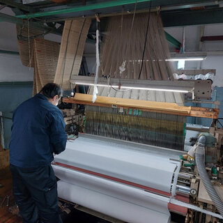 世界で愛される日本最古のシルクジャカード織り職人の技 創業100有余年が語る｜小倉織物