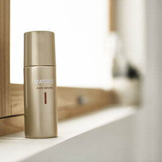 プレミアムエイジングケアブランド【awairo(アワイロ) 】から泡タイプの白髪染め「アワイロ ムースヘアカラー」登場