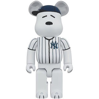 MLB × PEANUTS BE@RBRICK SNOOPY (NEW YORK YANKEES) 1000％｜MEDICOM TOY