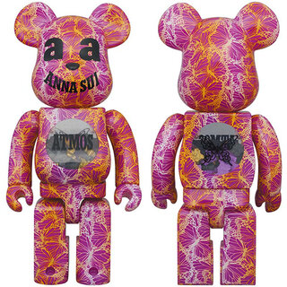 ANNA SUI × atmosの異色コラボによるストリートスタイルなBE@RBRICK | MEDICOM TOY
